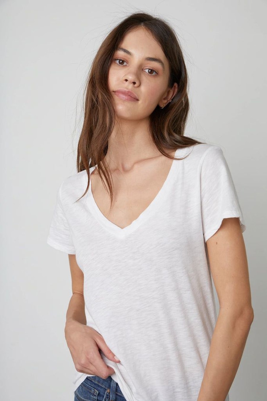 Clothing Velvet by Graham & Spencer | Lilith Tee White