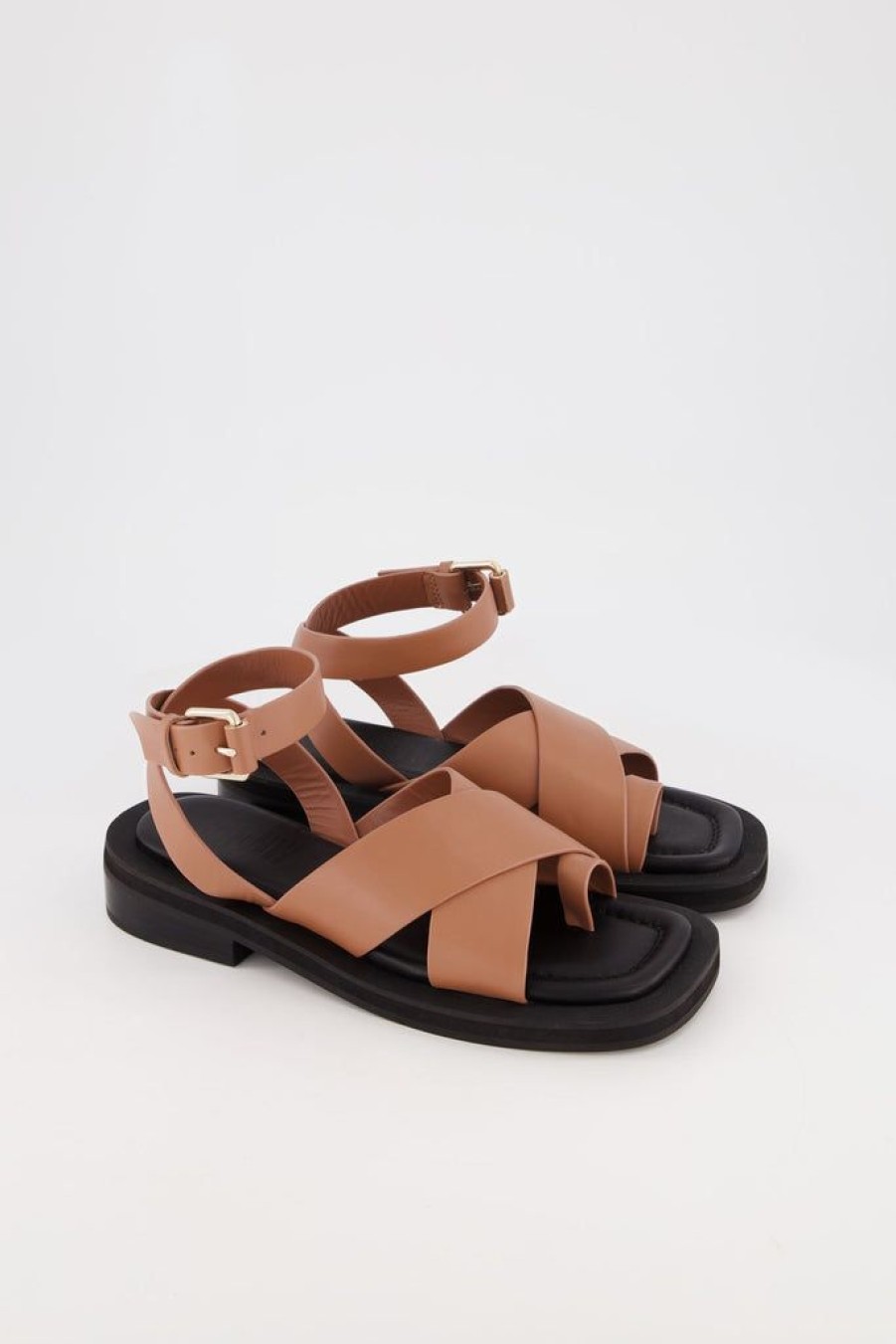 Shoes Bronwyn | Camille Sandal Camel